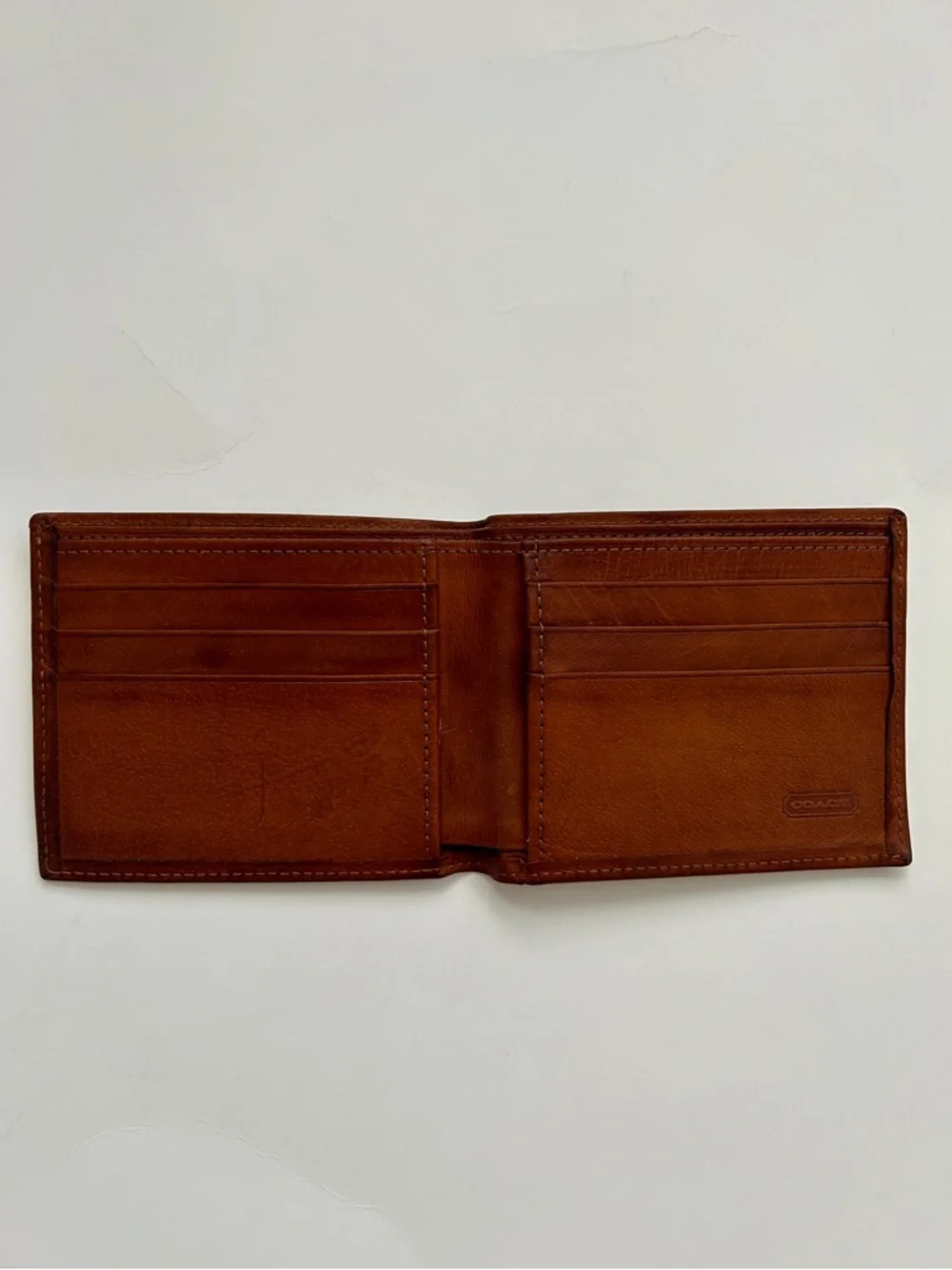 COACH Men’s Vintage Leather Bi-fold Wallet